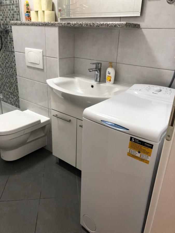 Apartments Dona Đảo Đảo Cres Ngoại thất bức ảnh