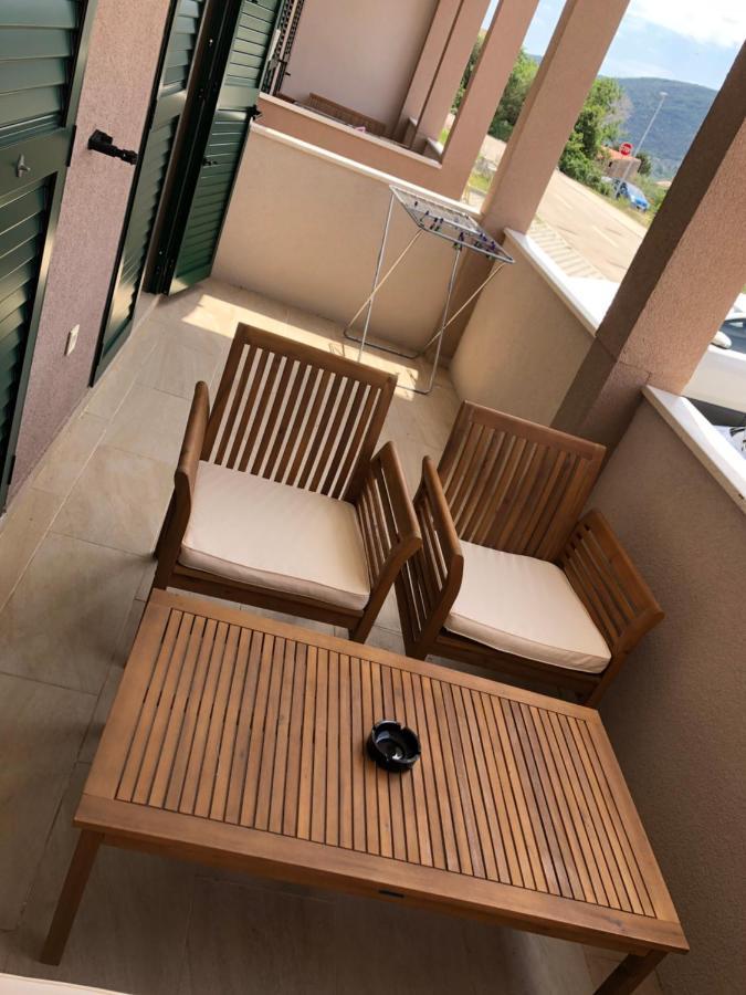 Apartments Dona Đảo Đảo Cres Ngoại thất bức ảnh