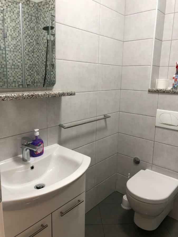 Apartments Dona Đảo Đảo Cres Ngoại thất bức ảnh